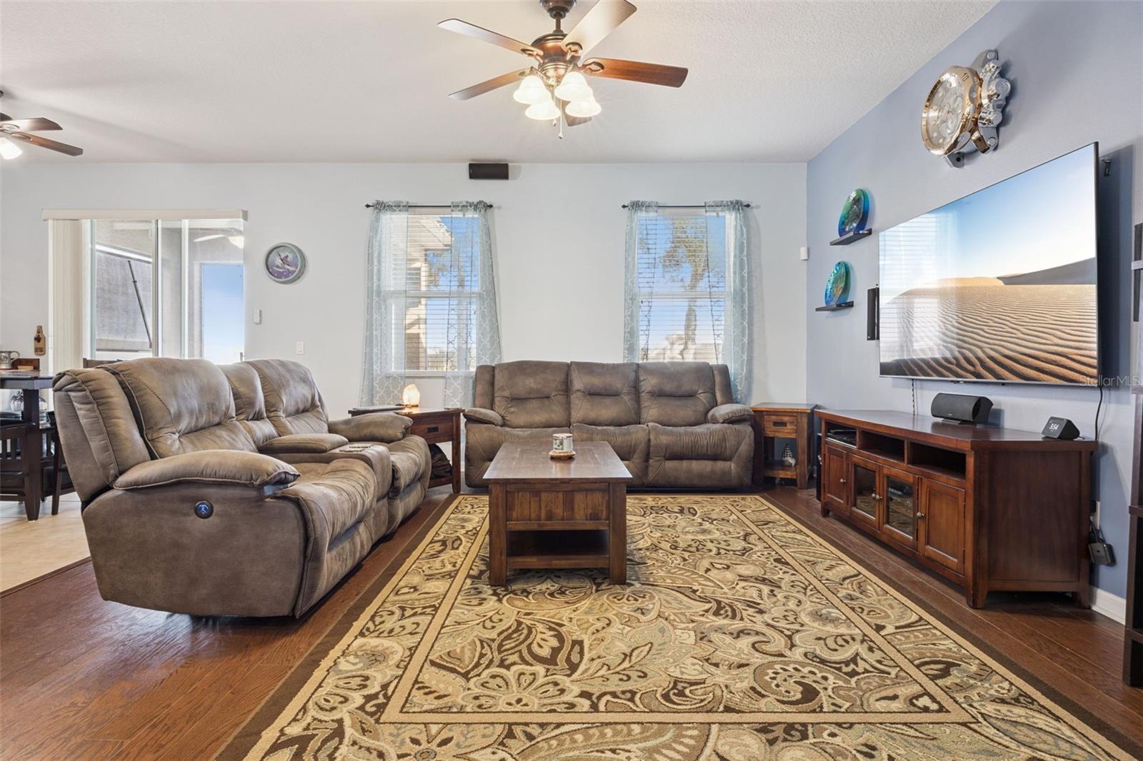 Image 8 of 47 For 417 Rock Springs Circle