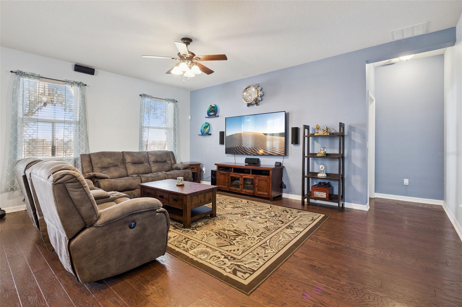 Image 9 of 47 For 417 Rock Springs Circle