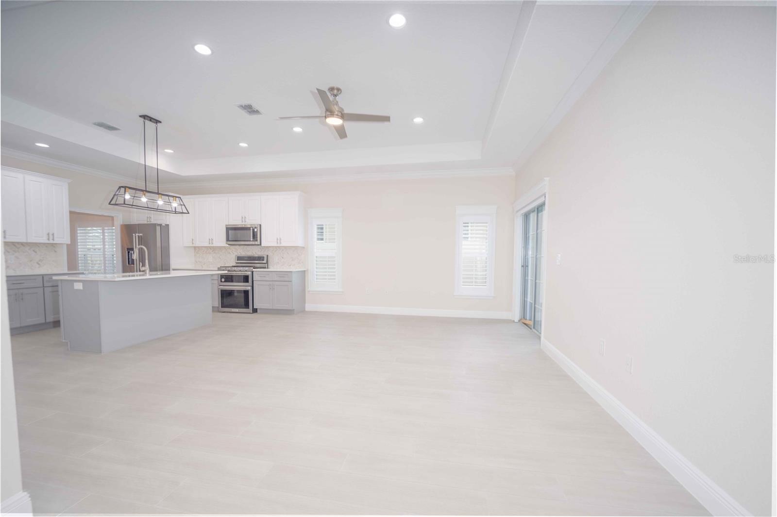 Image 10 of 28 For 4995 125th Loop