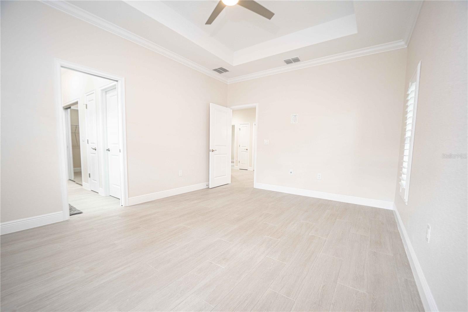 Image 11 of 28 For 4995 125th Loop