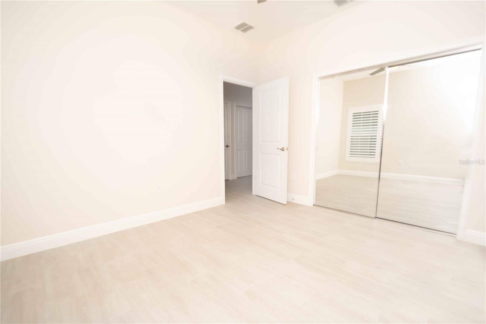 Image 16 of 28 For 4995 125th Loop