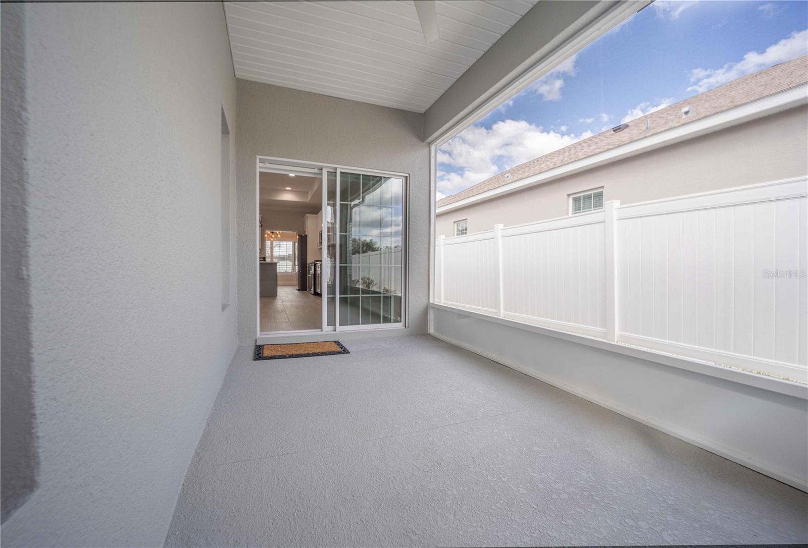 Image 23 of 28 For 4995 125th Loop