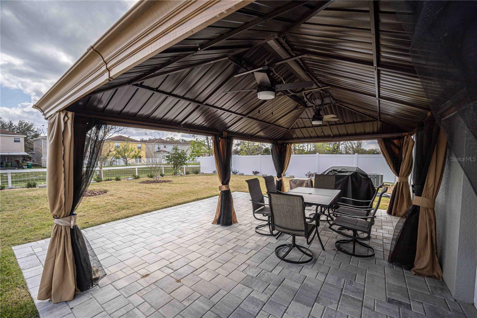 Image 25 of 28 For 4995 125th Loop