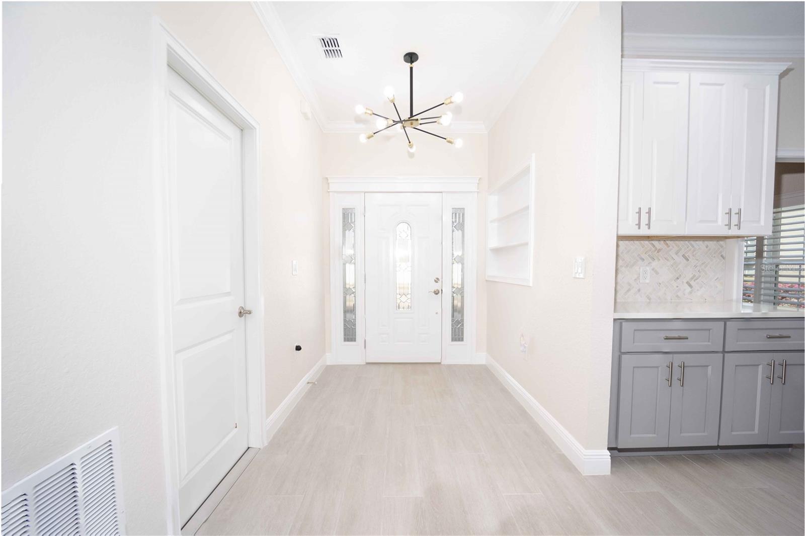 Image 4 of 28 For 4995 125th Loop