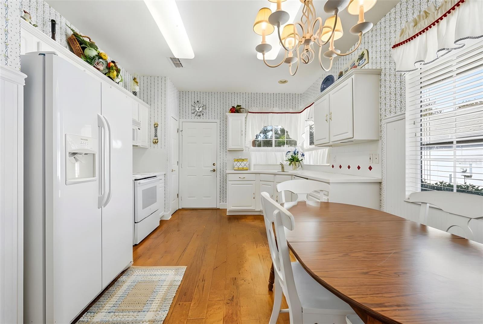 Image 5 of 61 For 13199 92nd Court Road