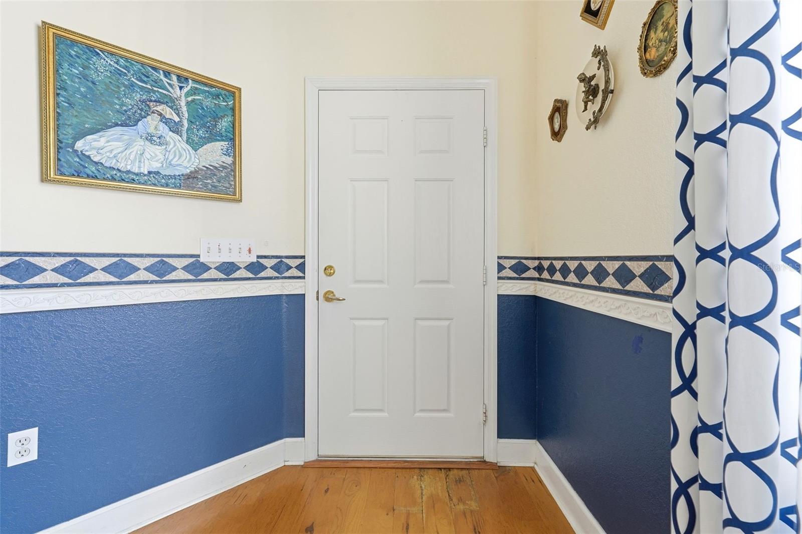 Image 8 of 61 For 13199 92nd Court Road