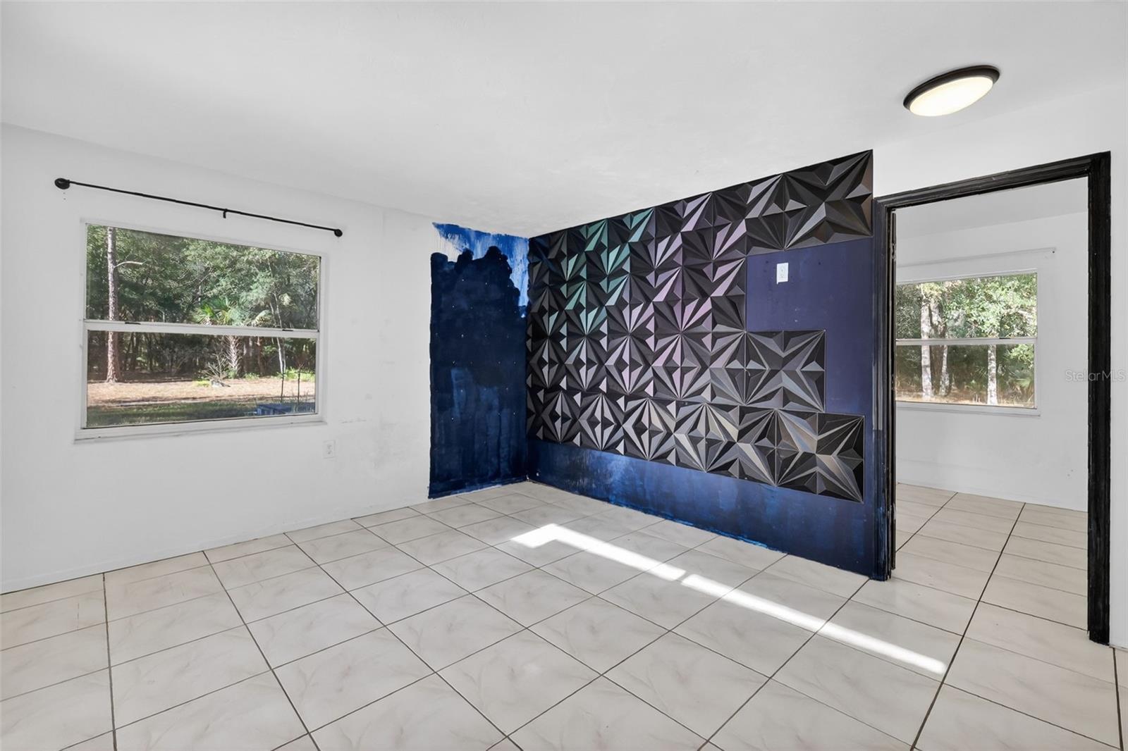 Image 23 of 41 For 2110 Warrensford Road