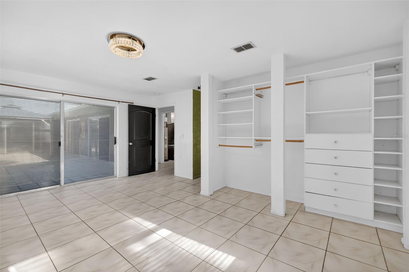 Image 27 of 41 For 2110 Warrensford Road