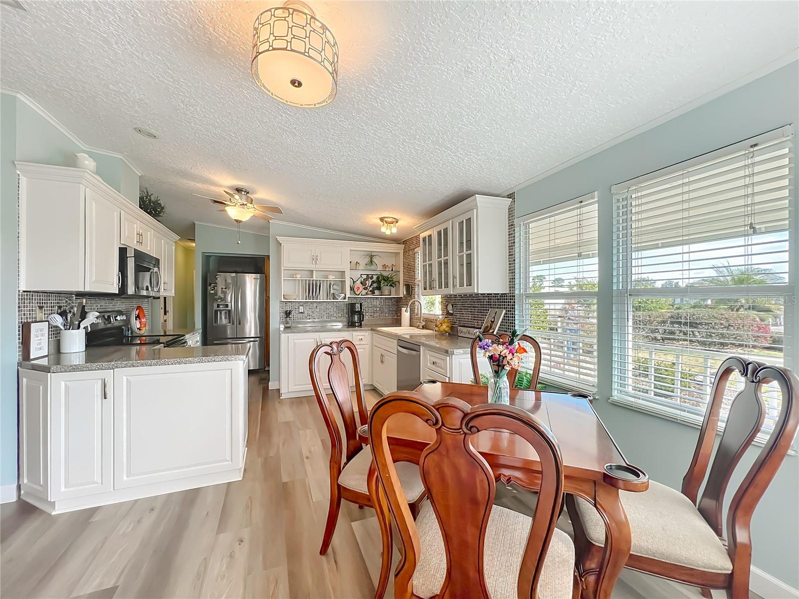 Image 19 of 75 For 3574 Manatee Road