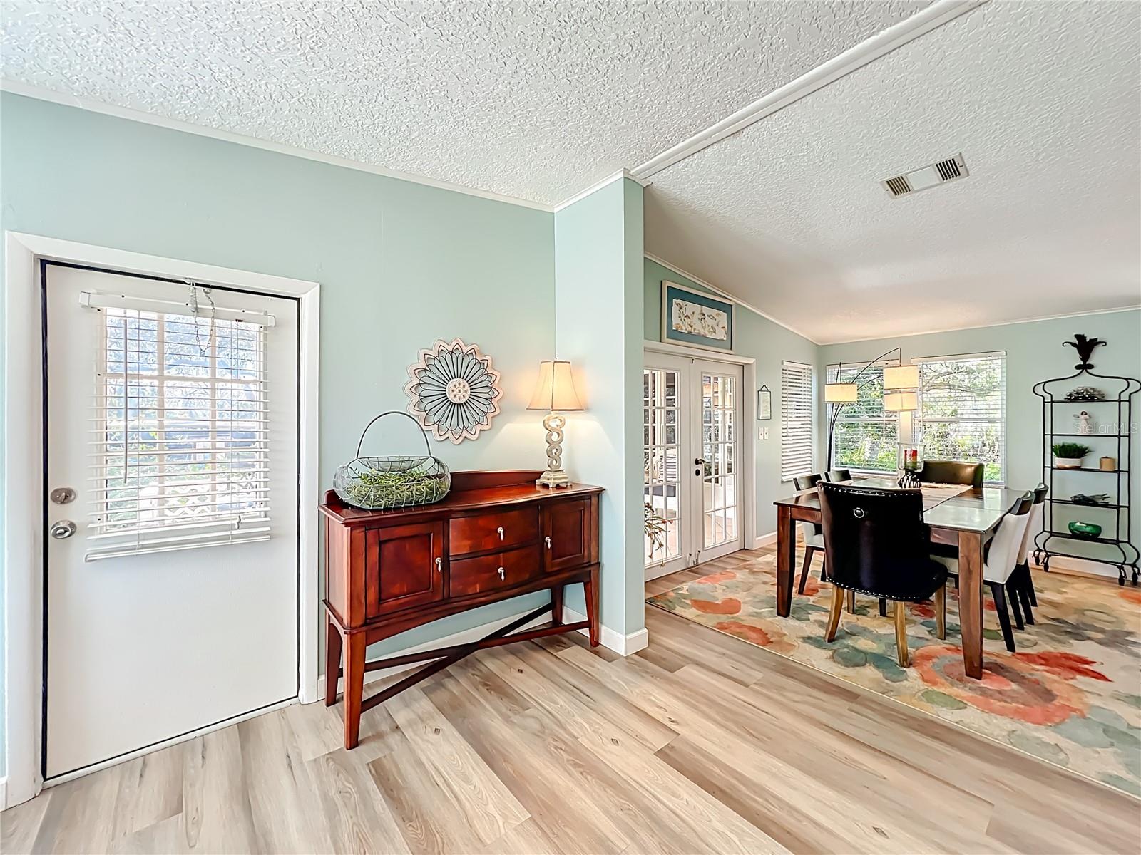 Image 20 of 75 For 3574 Manatee Road