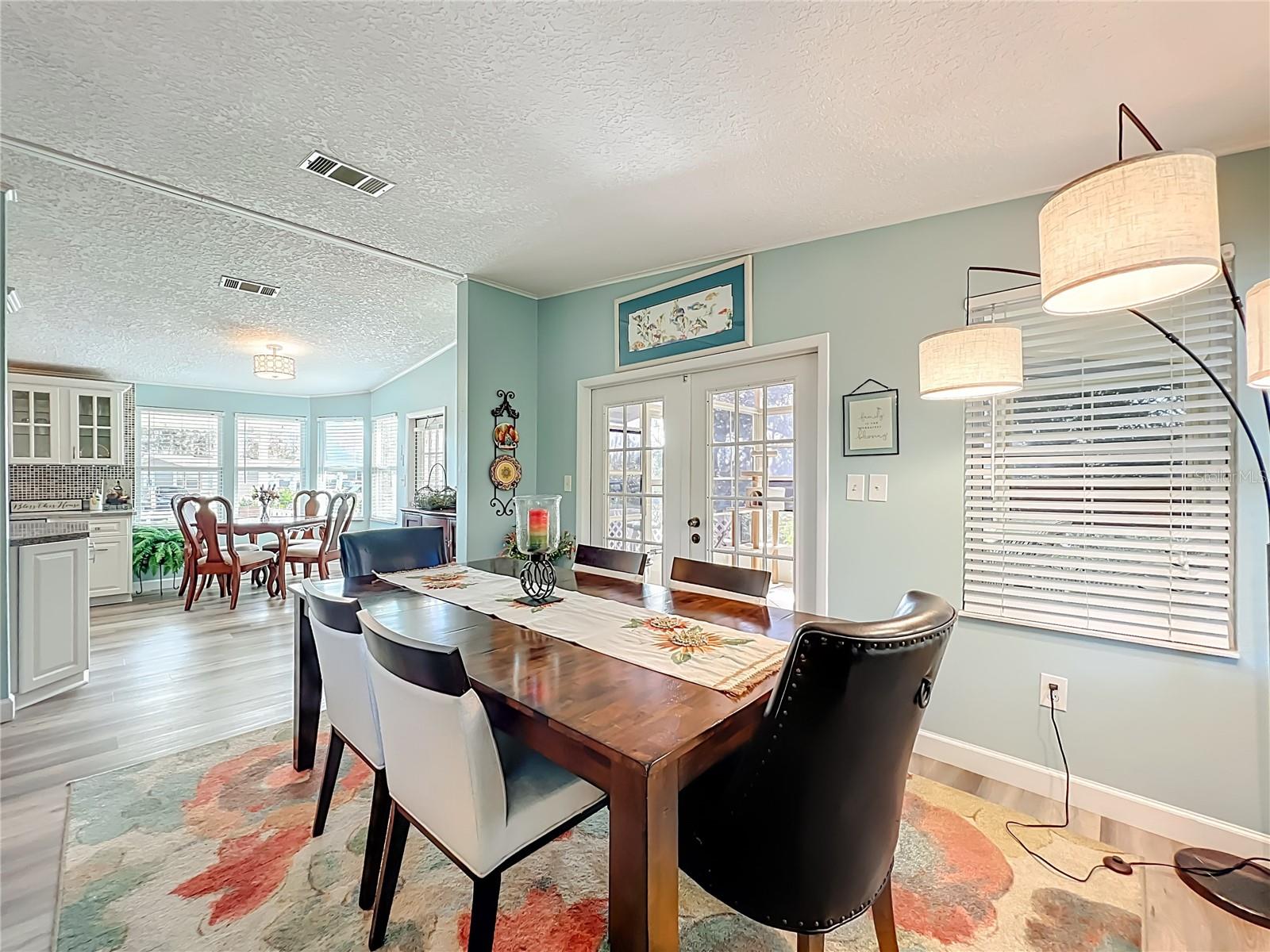 Image 25 of 75 For 3574 Manatee Road