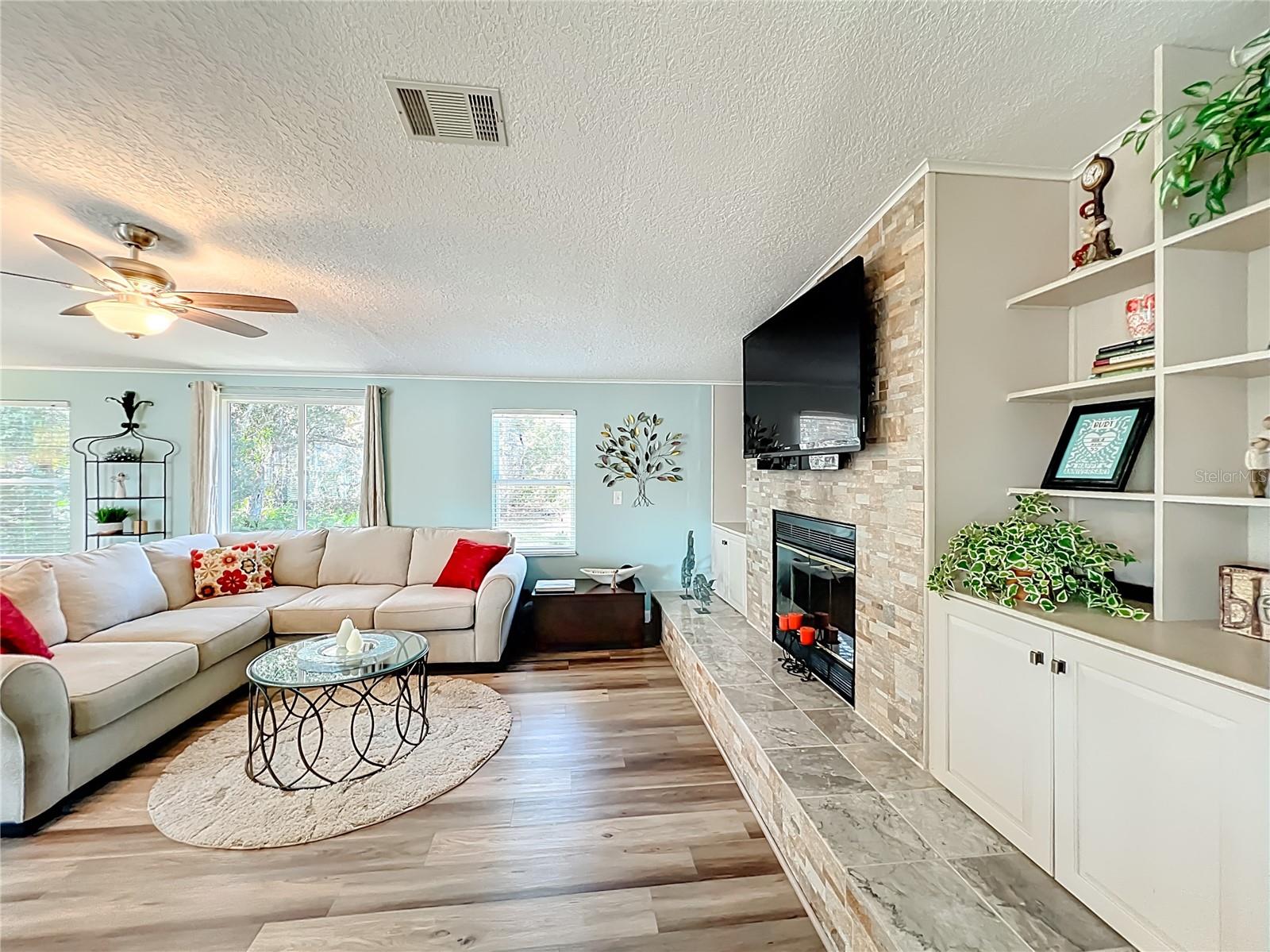 Image 26 of 75 For 3574 Manatee Road