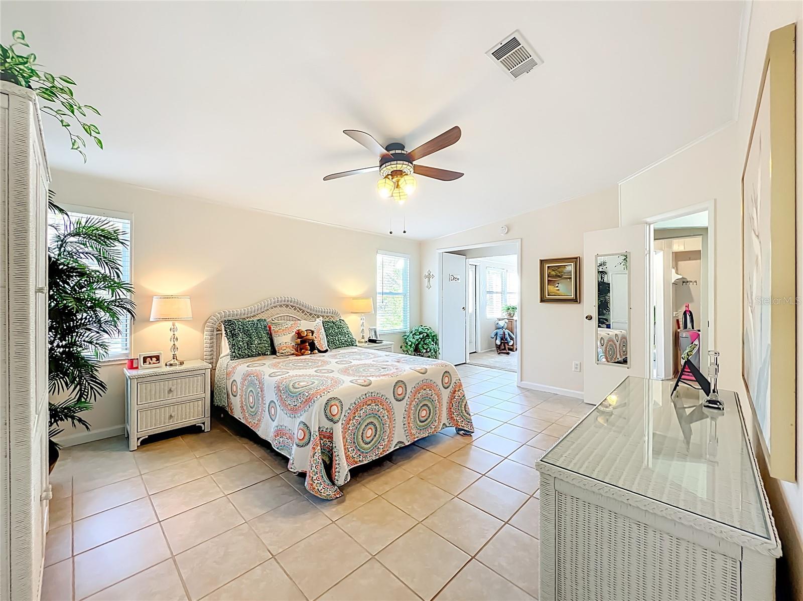 Image 32 of 75 For 3574 Manatee Road