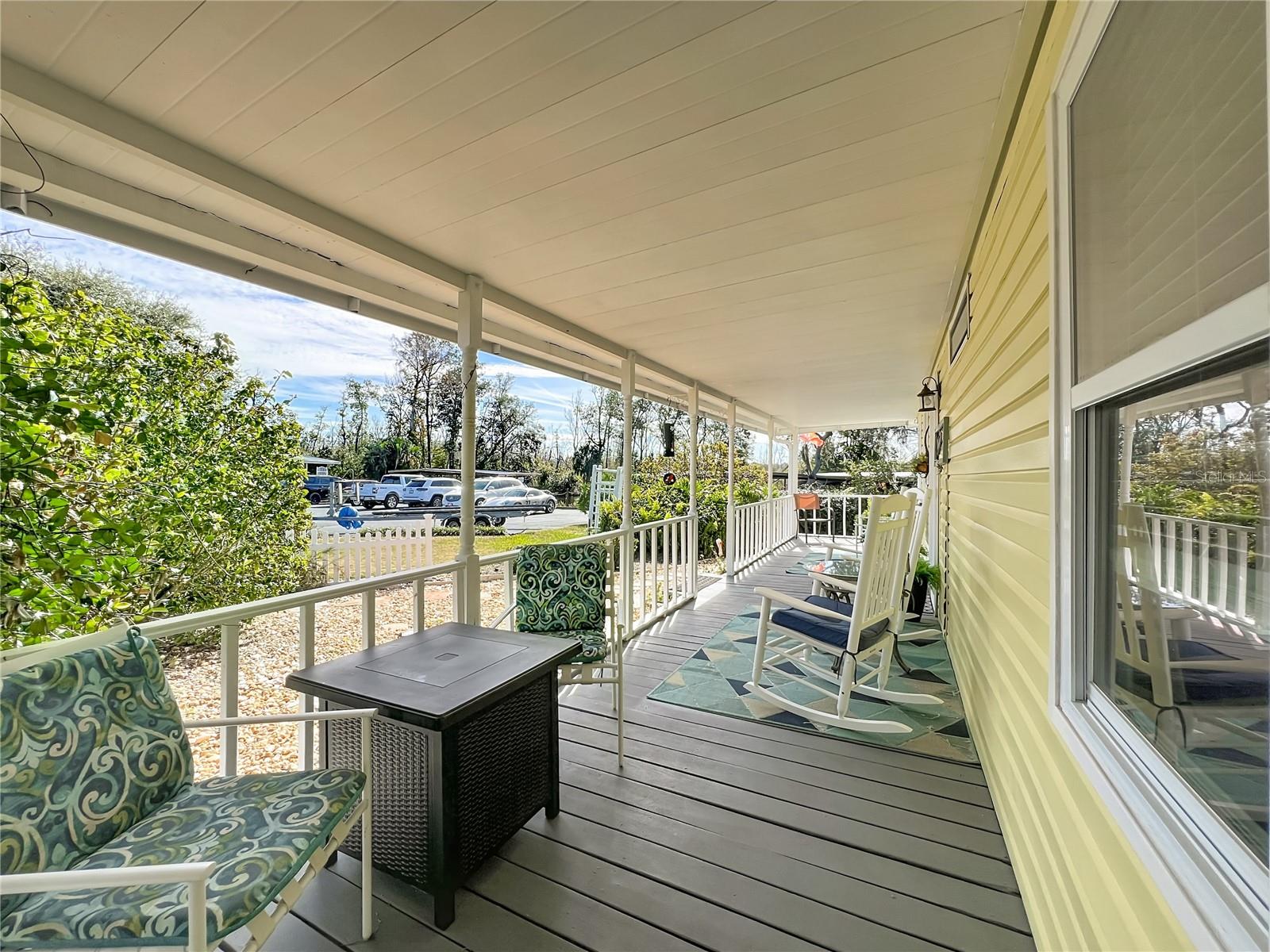 Image 51 of 75 For 3574 Manatee Road