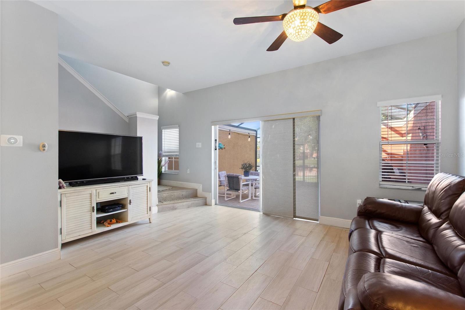 Image 12 of 60 For 4717 Vero Beach Place