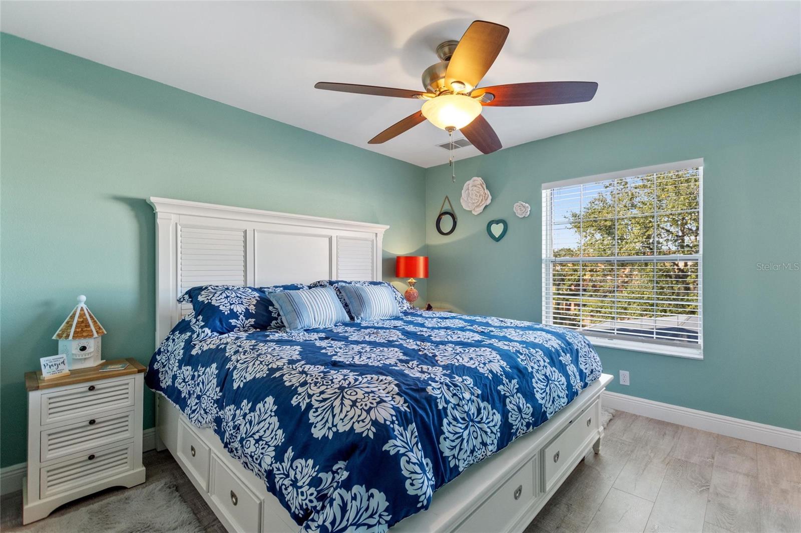 Image 22 of 60 For 4717 Vero Beach Place