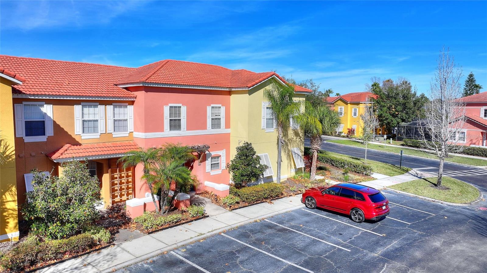 Image 3 of 60 For 4717 Vero Beach Place