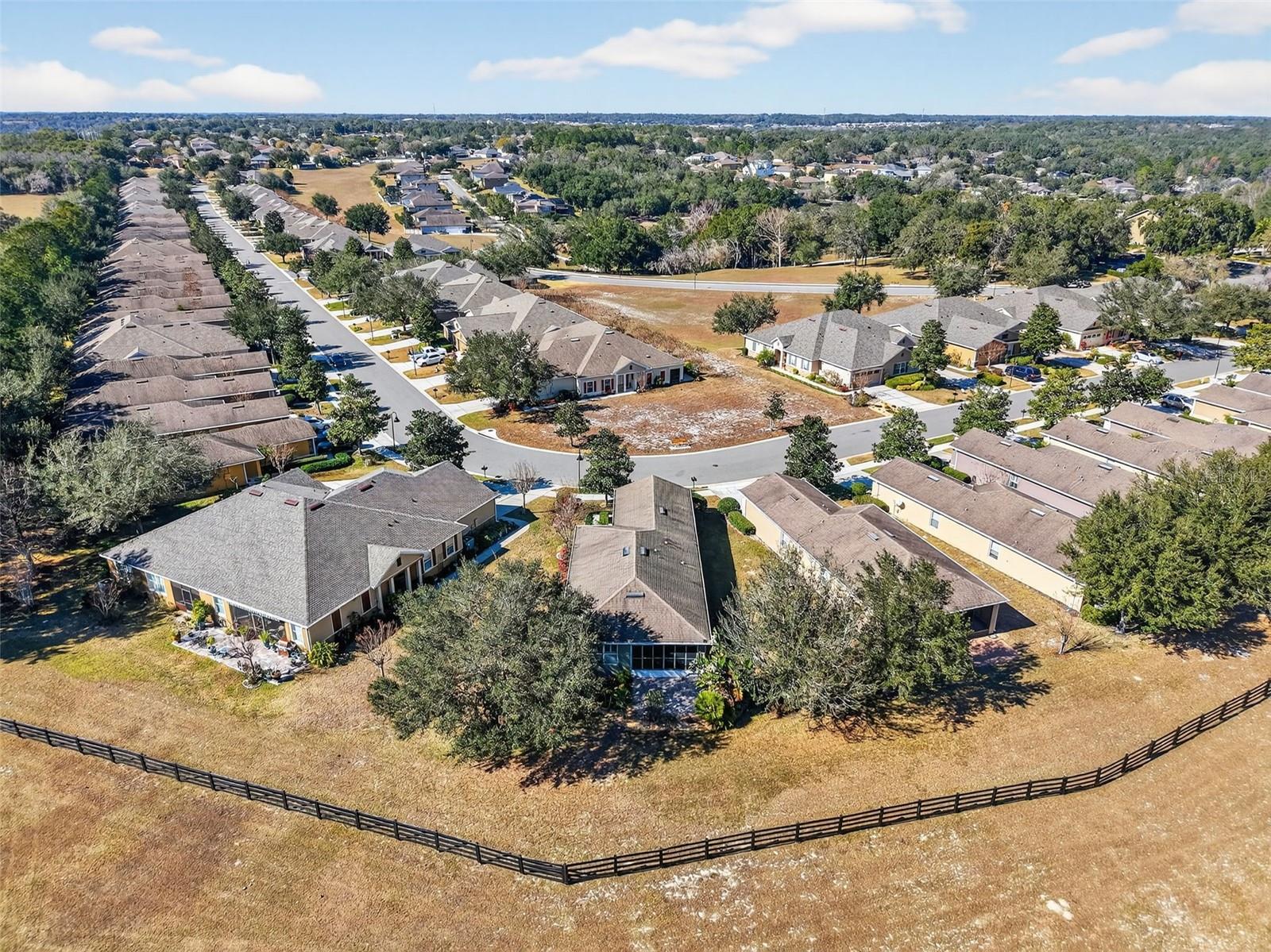 Image 29 of 57 For 21944 Belgian Court