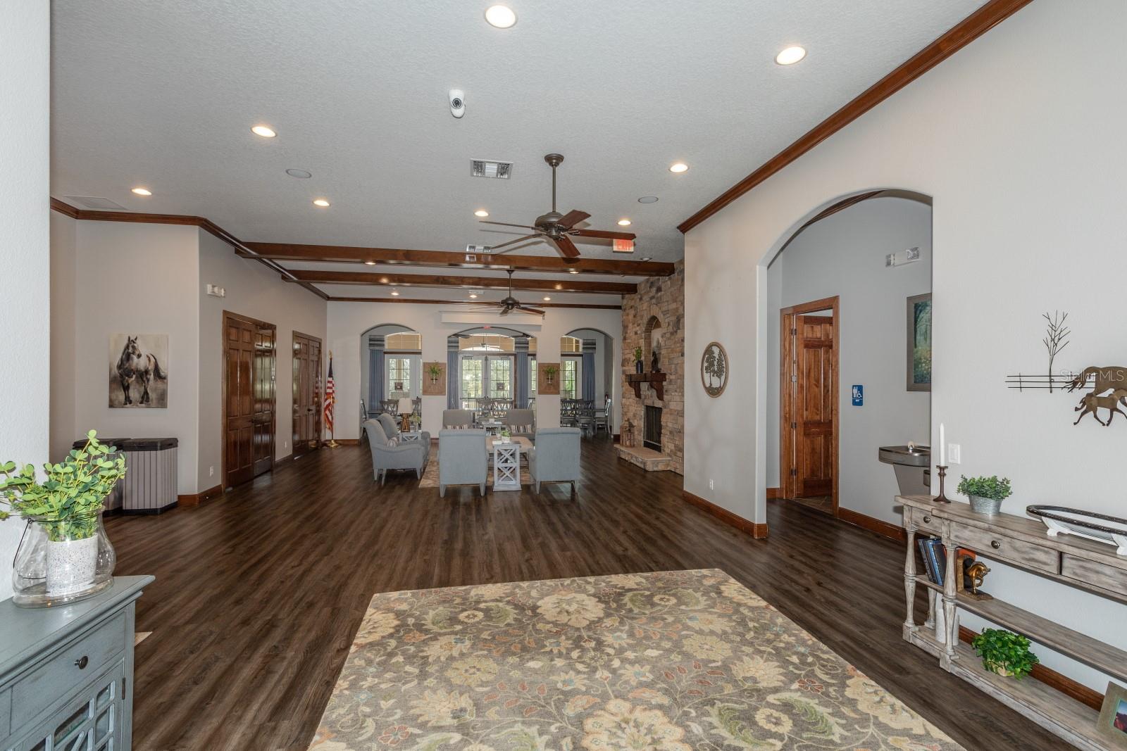 Image 37 of 57 For 21944 Belgian Court