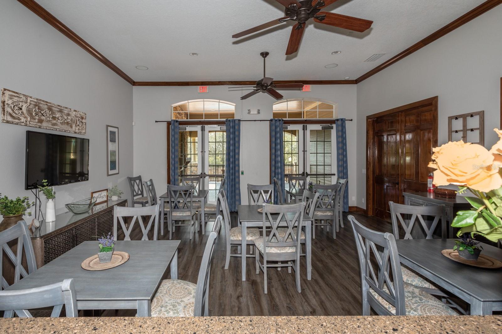 Image 38 of 57 For 21944 Belgian Court