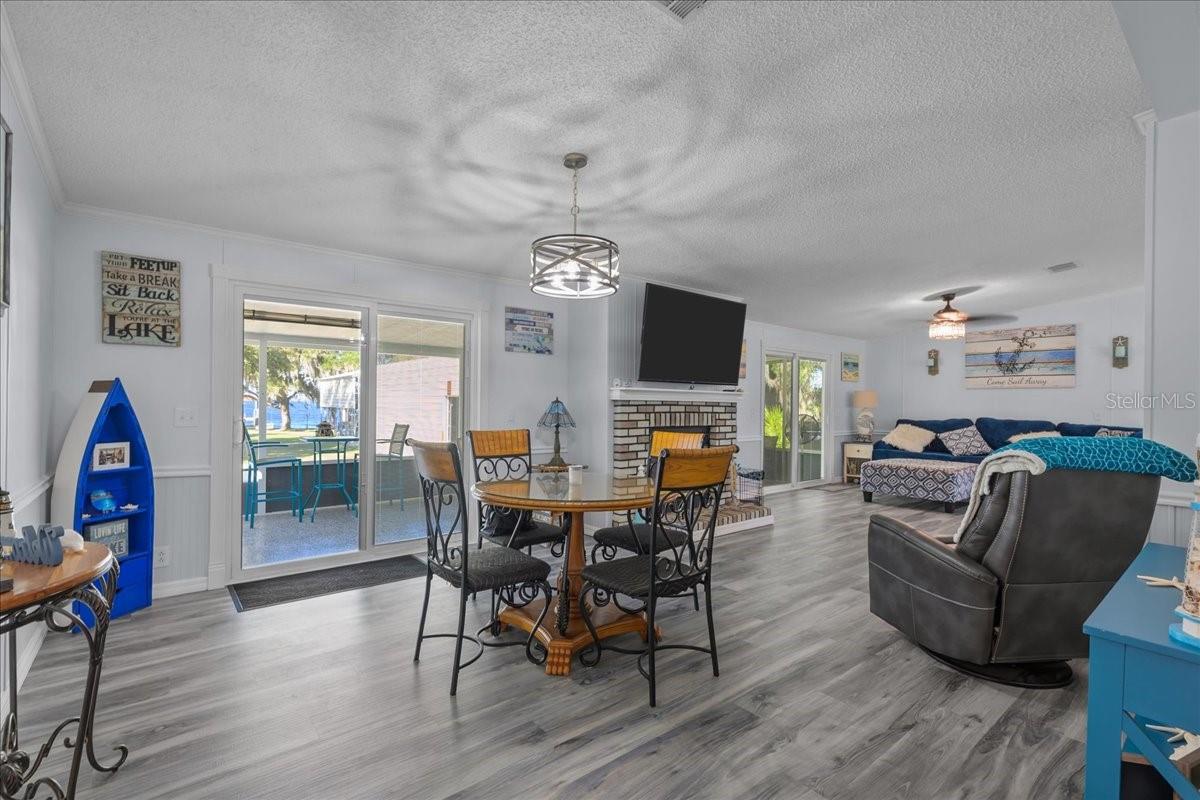 Image 23 of 44 For 116 Crescent Lake Shore Drive