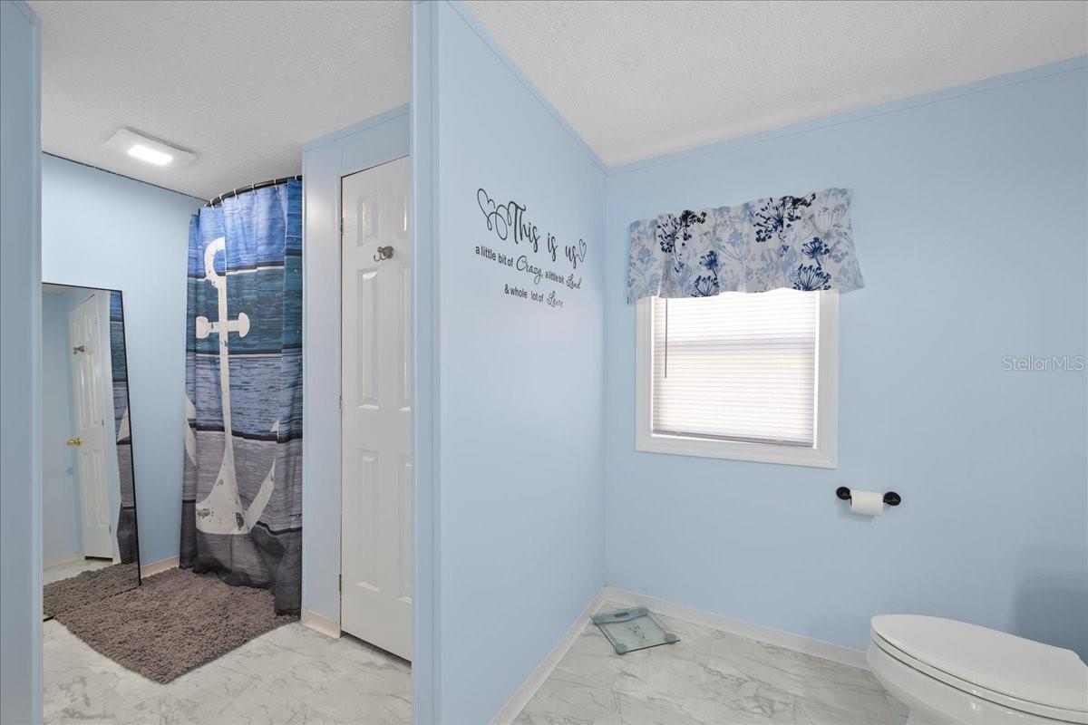 Image 36 of 44 For 116 Crescent Lake Shore Drive