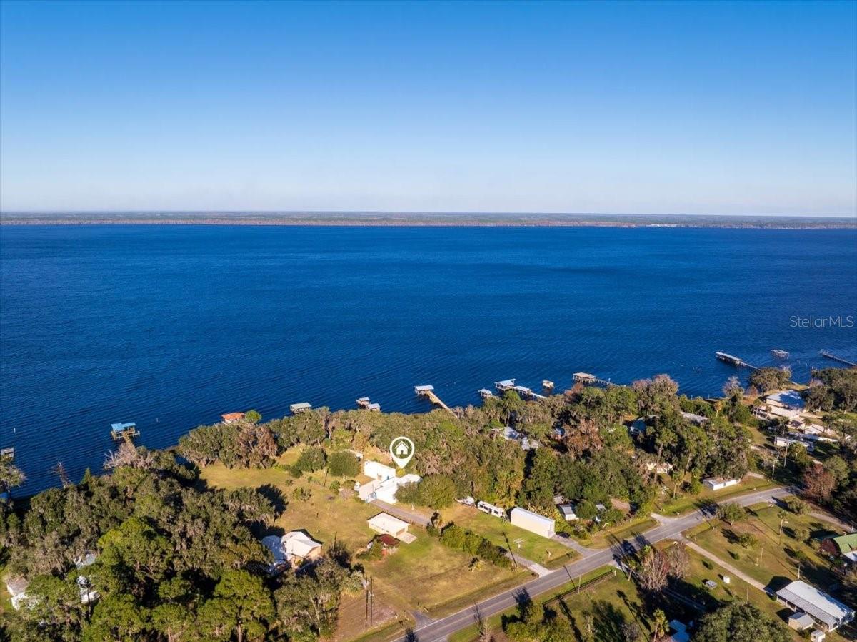 Image 41 of 44 For 116 Crescent Lake Shore Drive