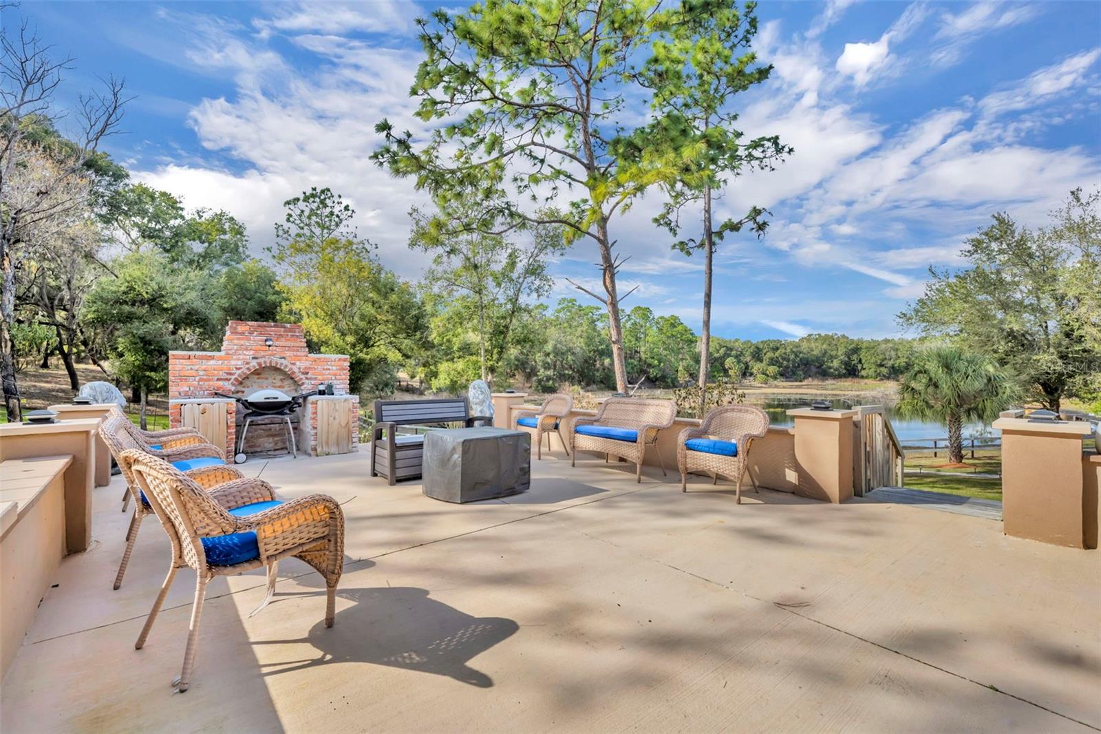 Image 4 of 80 For 24751 Highway 450