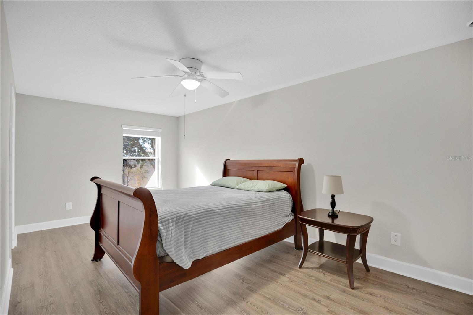 Image 18 of 44 For 24008 Sardinia Drive