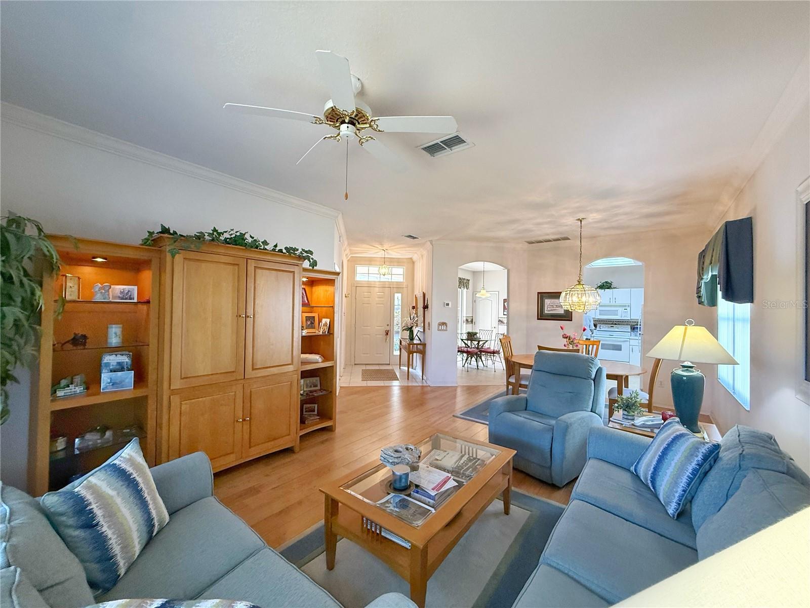 Image 10 of 61 For 4207 Kingsley Street