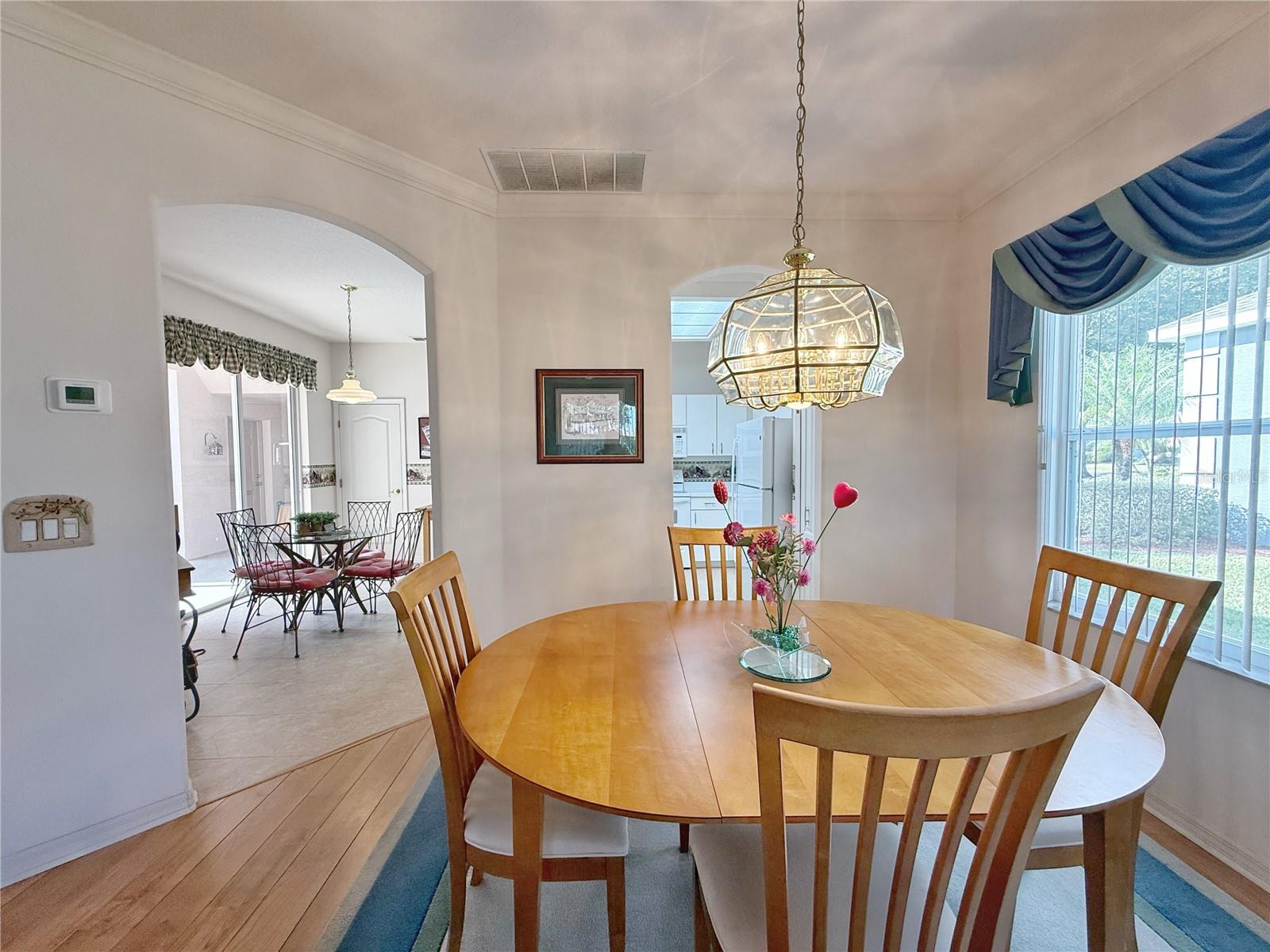 Image 12 of 61 For 4207 Kingsley Street