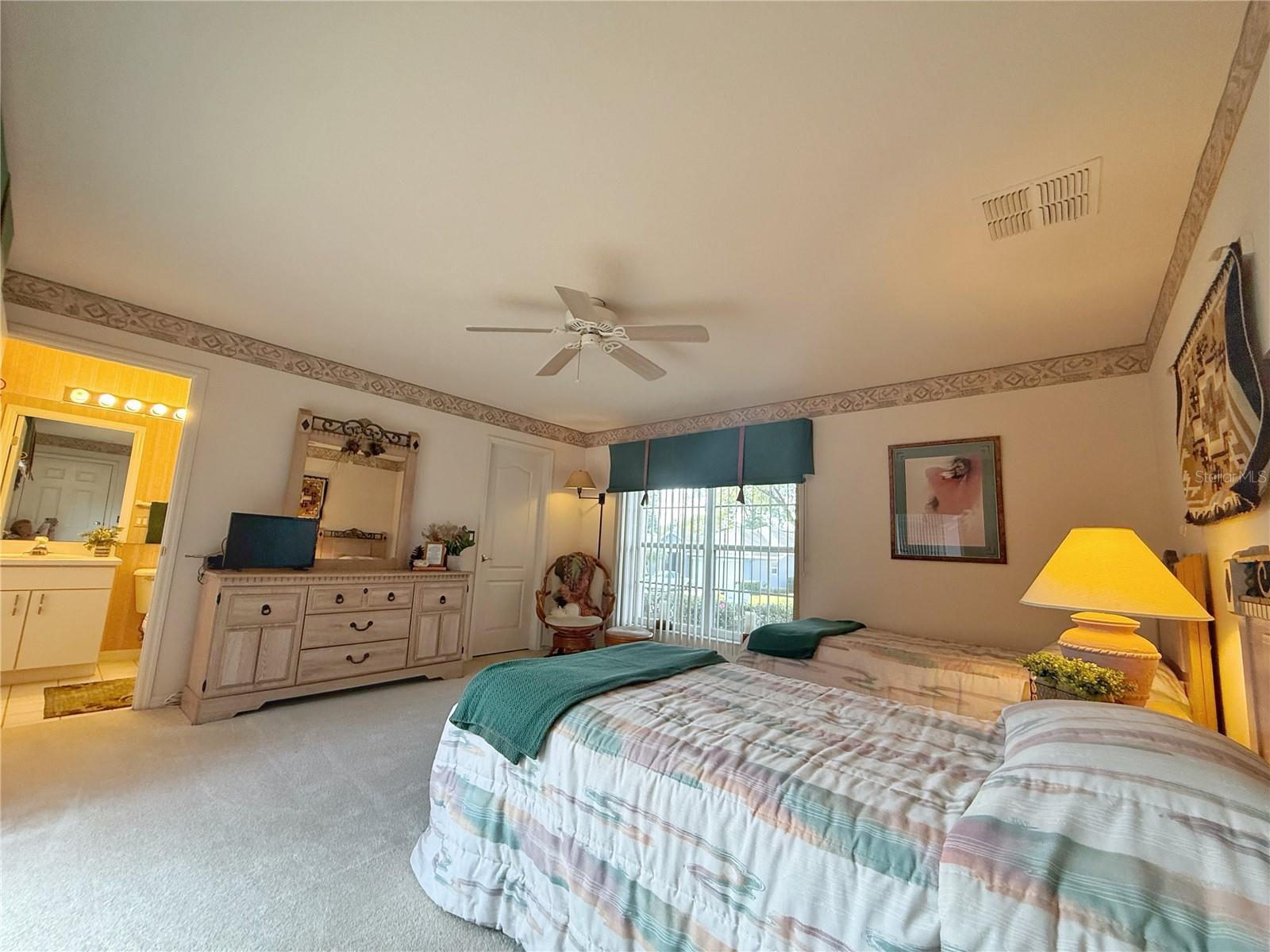 Image 35 of 61 For 4207 Kingsley Street