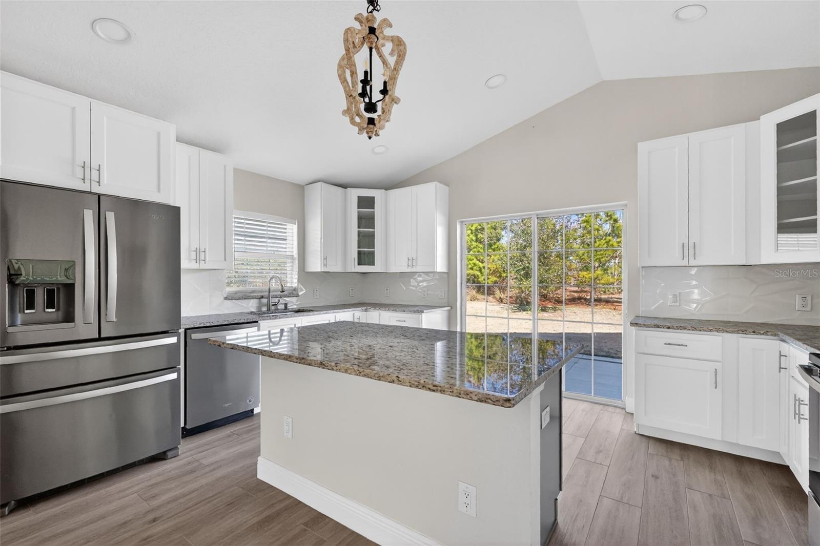 Image 5 of 30 For 5016 125th Loop