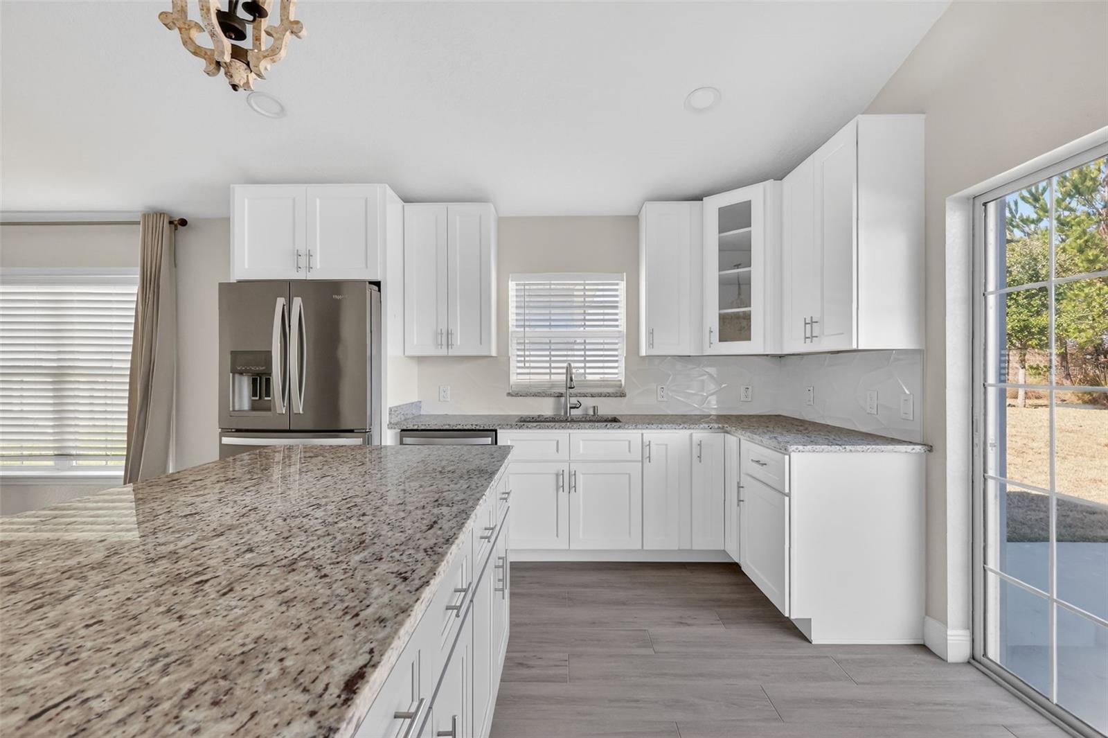 Image 8 of 30 For 5016 125th Loop