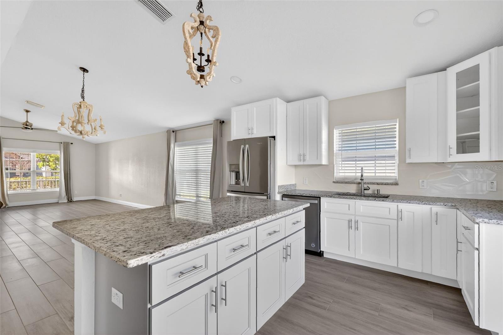 Image 9 of 30 For 5016 125th Loop