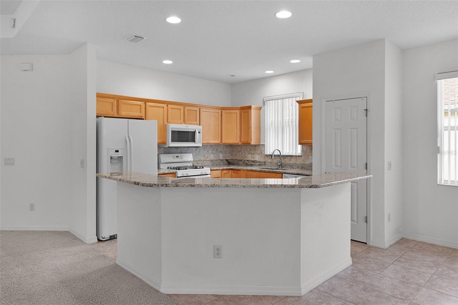 Image 11 of 29 For 1653 Homer Avenue