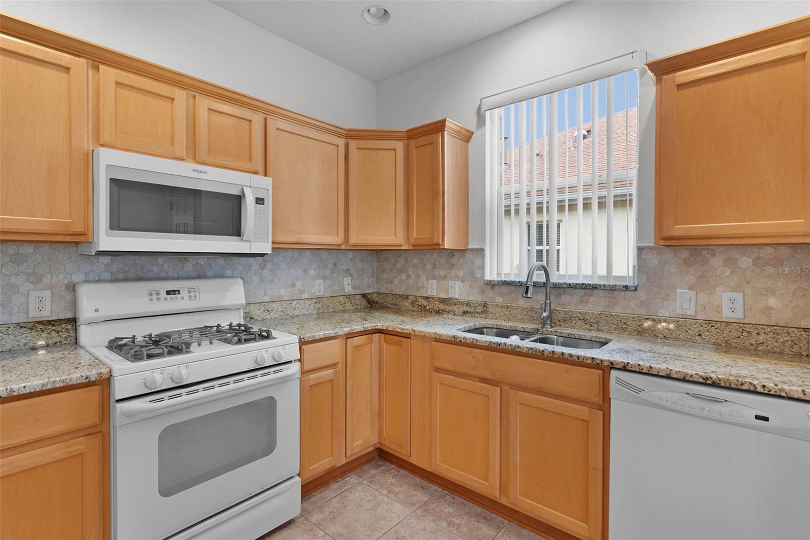 Image 9 of 29 For 1653 Homer Avenue