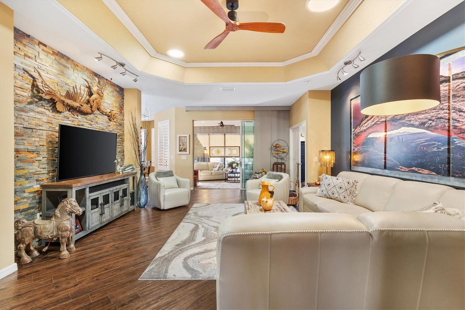 Image 10 of 45 For 1198 Reading Road