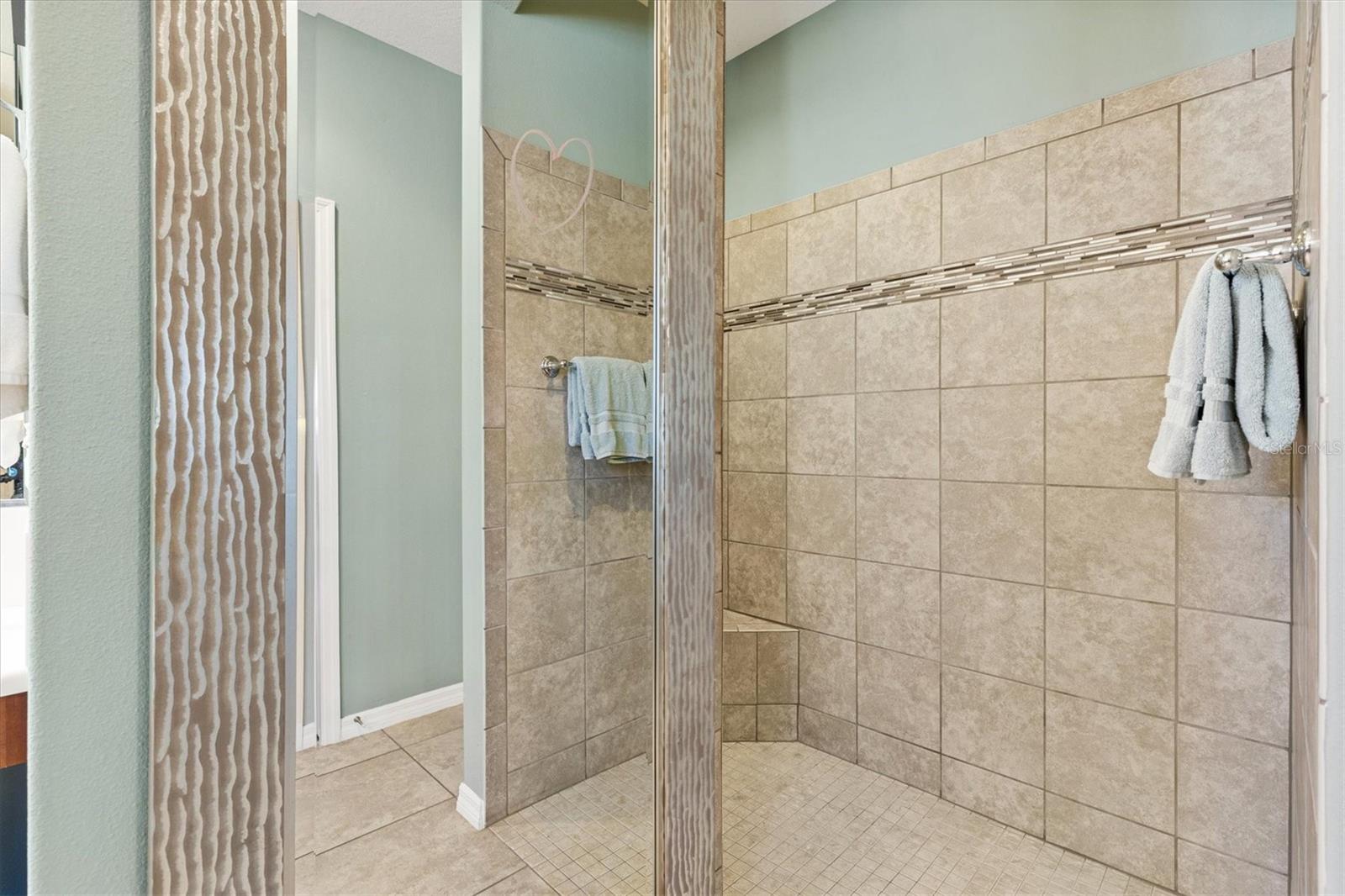 Image 25 of 45 For 1198 Reading Road