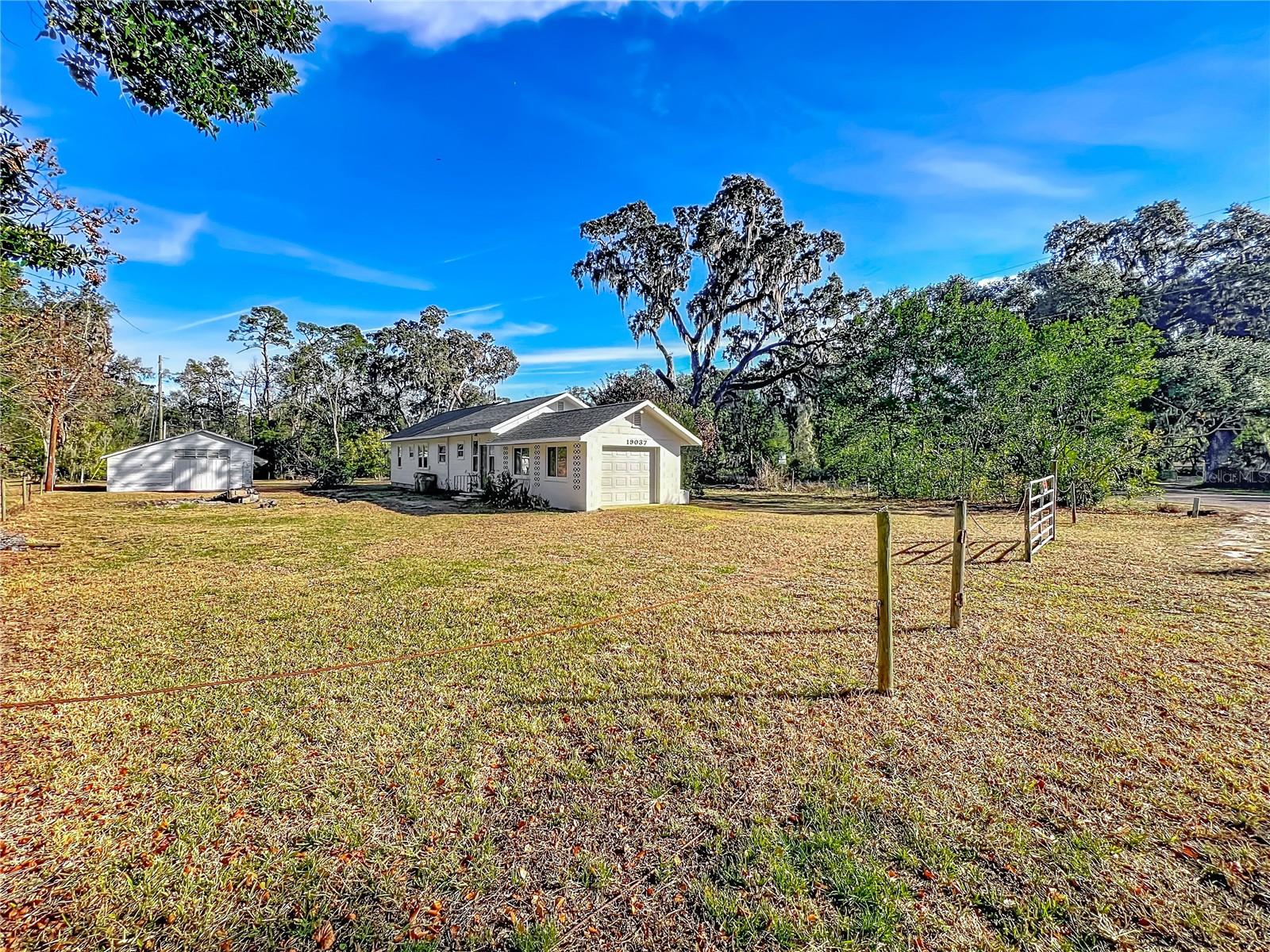 Image 2 of 43 For 19037 Ravenswood Road