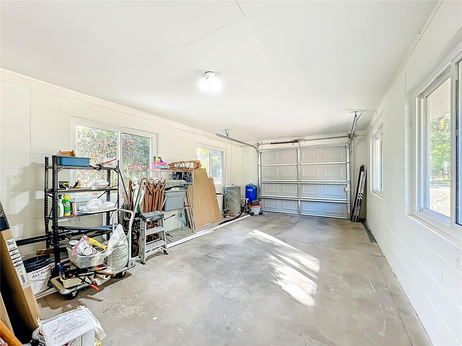 Image 34 of 43 For 19037 Ravenswood Road