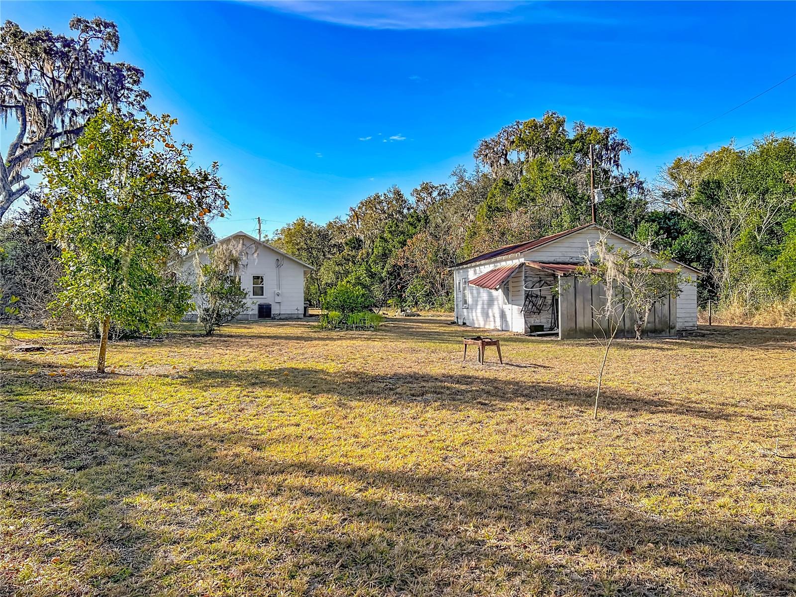 Image 5 of 43 For 19037 Ravenswood Road