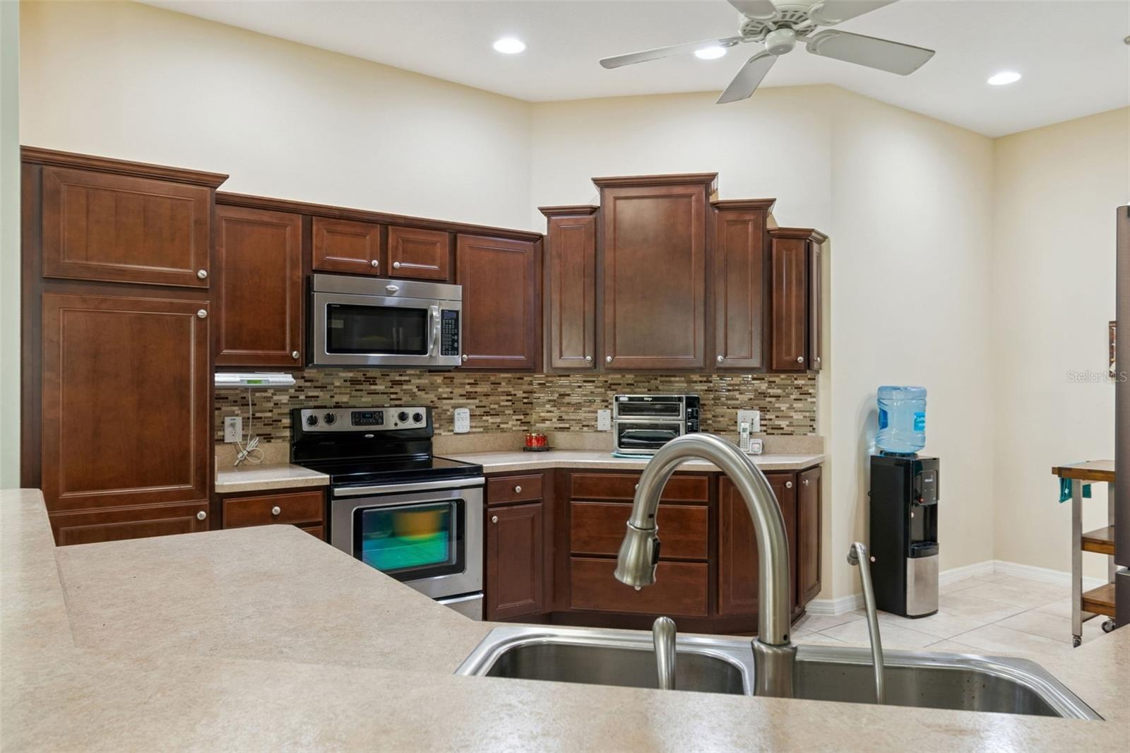 Image 33 of 62 For 650 Bradford Loop