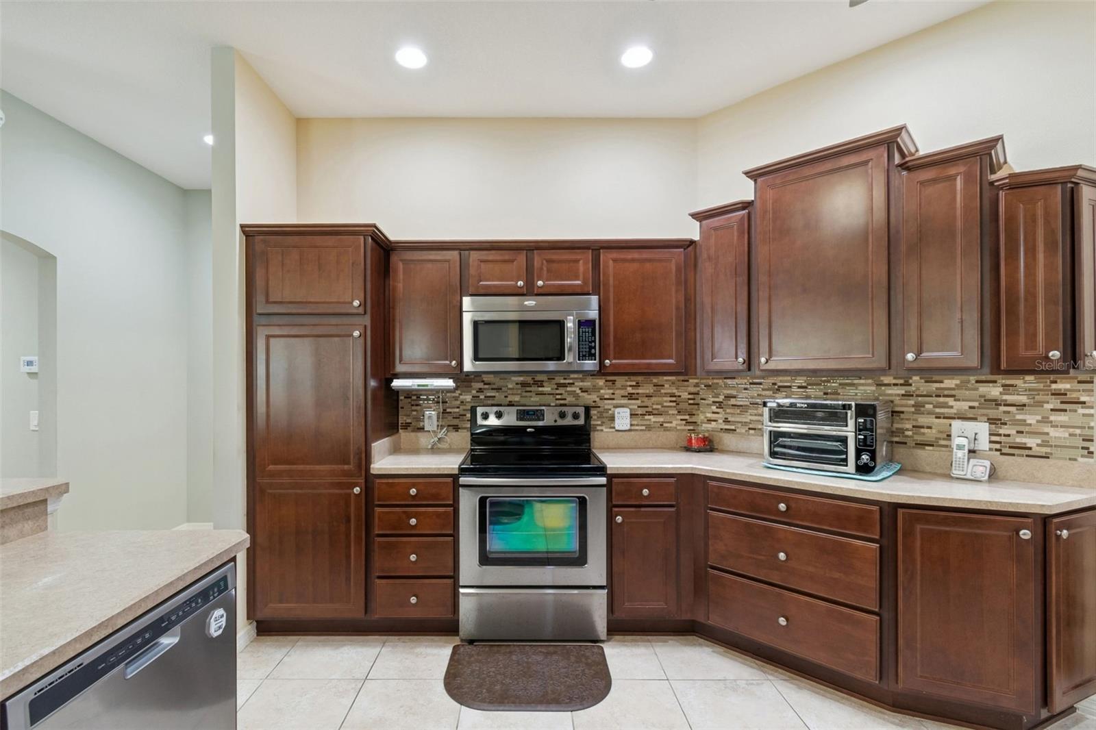 Image 35 of 62 For 650 Bradford Loop