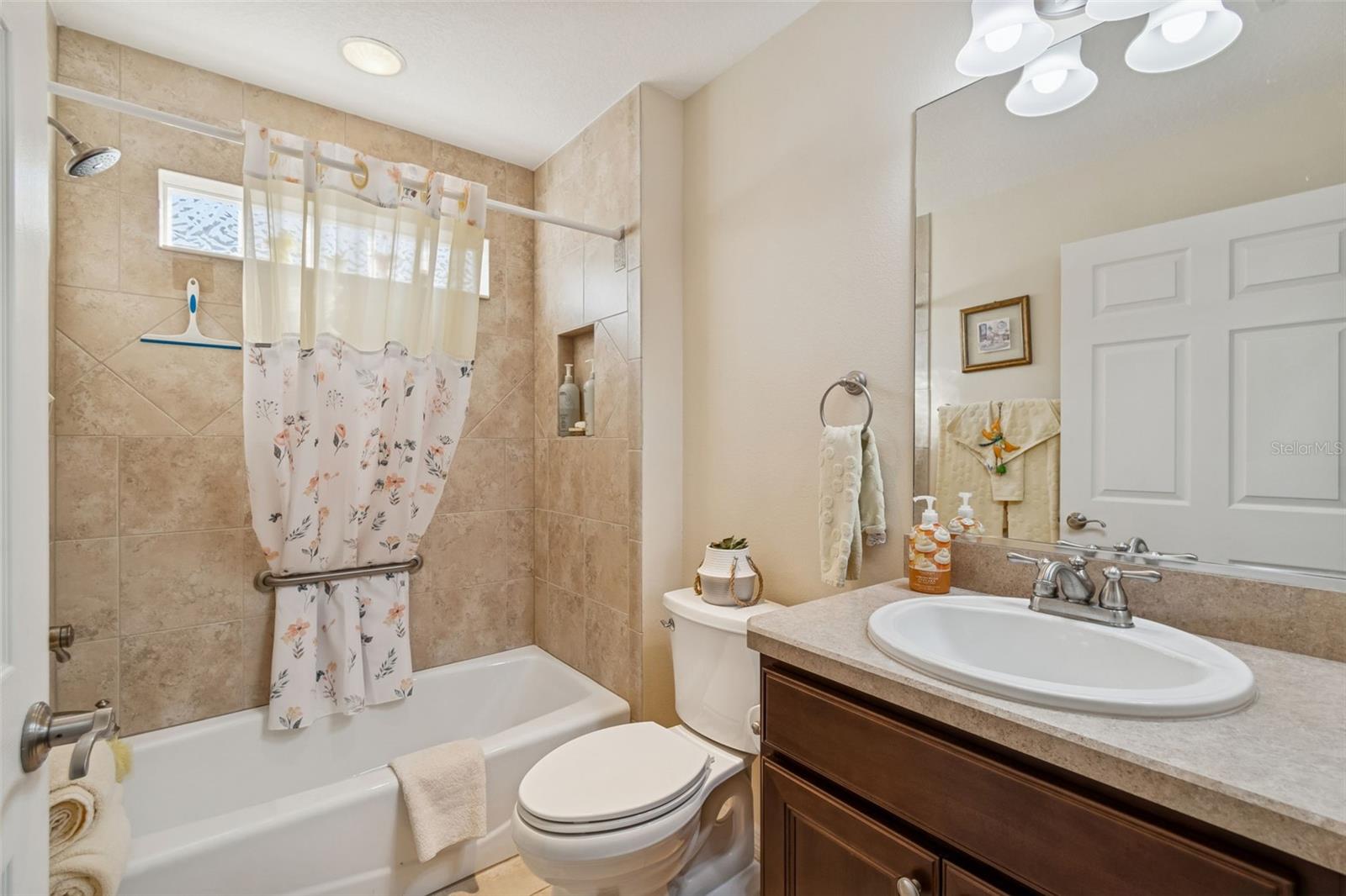 Image 47 of 62 For 650 Bradford Loop