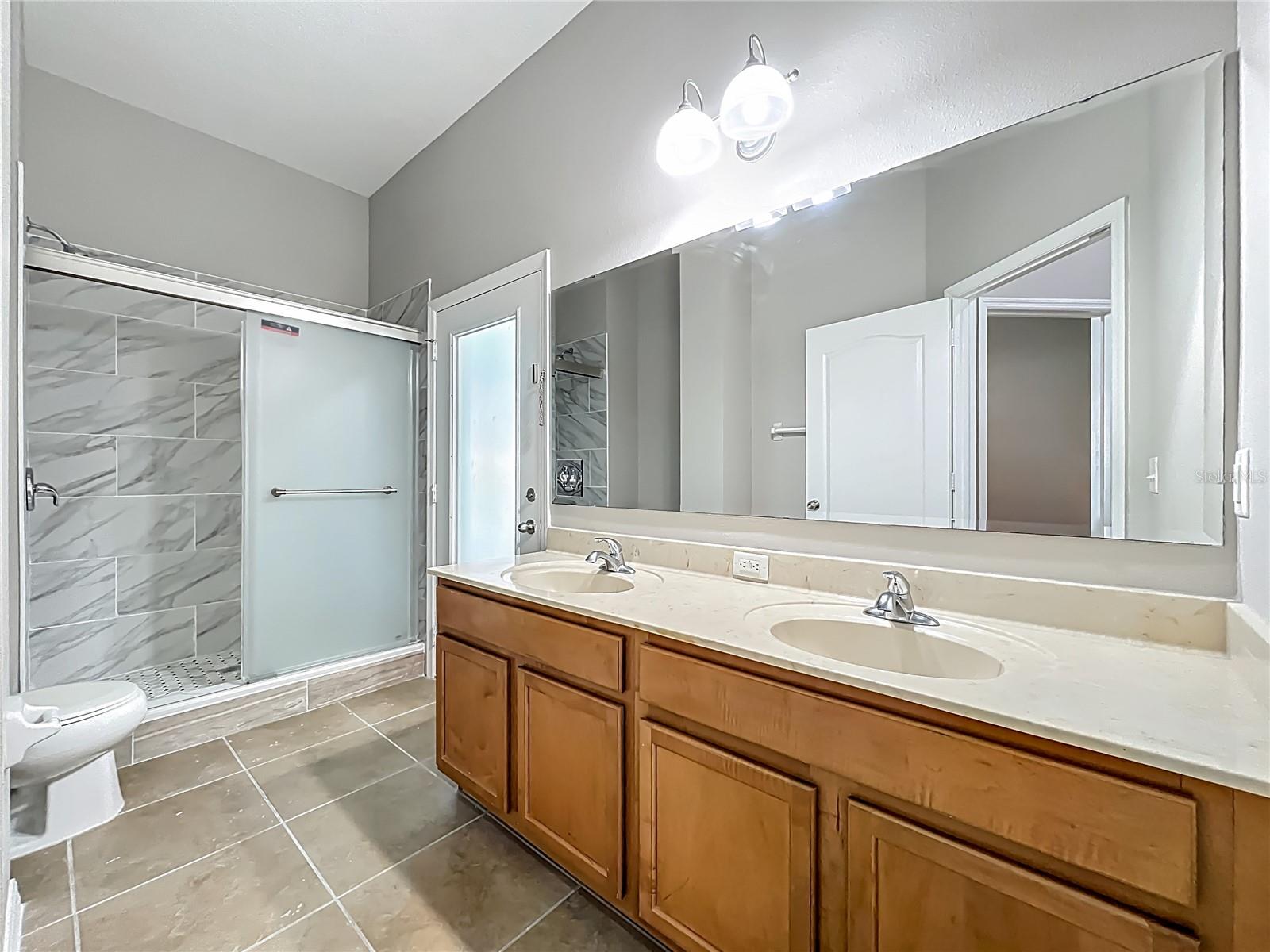 Image 26 of 49 For 3731 Peaceful Valley Drive