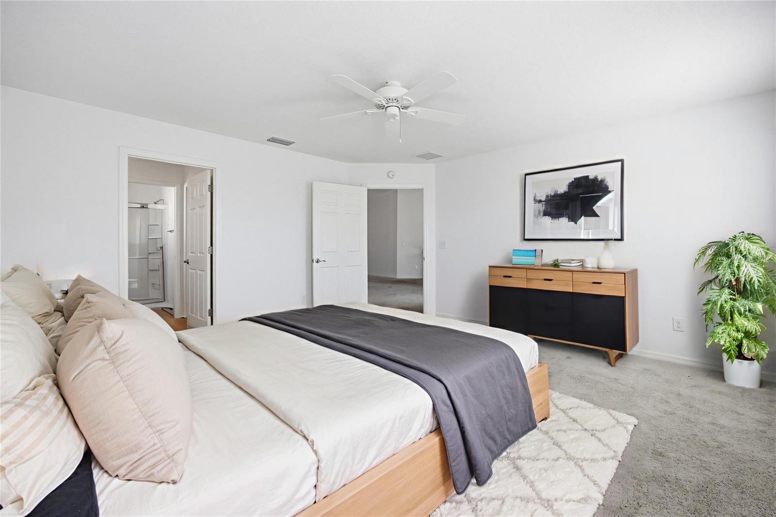 Image 11 of 42 For 11190 Hess Way