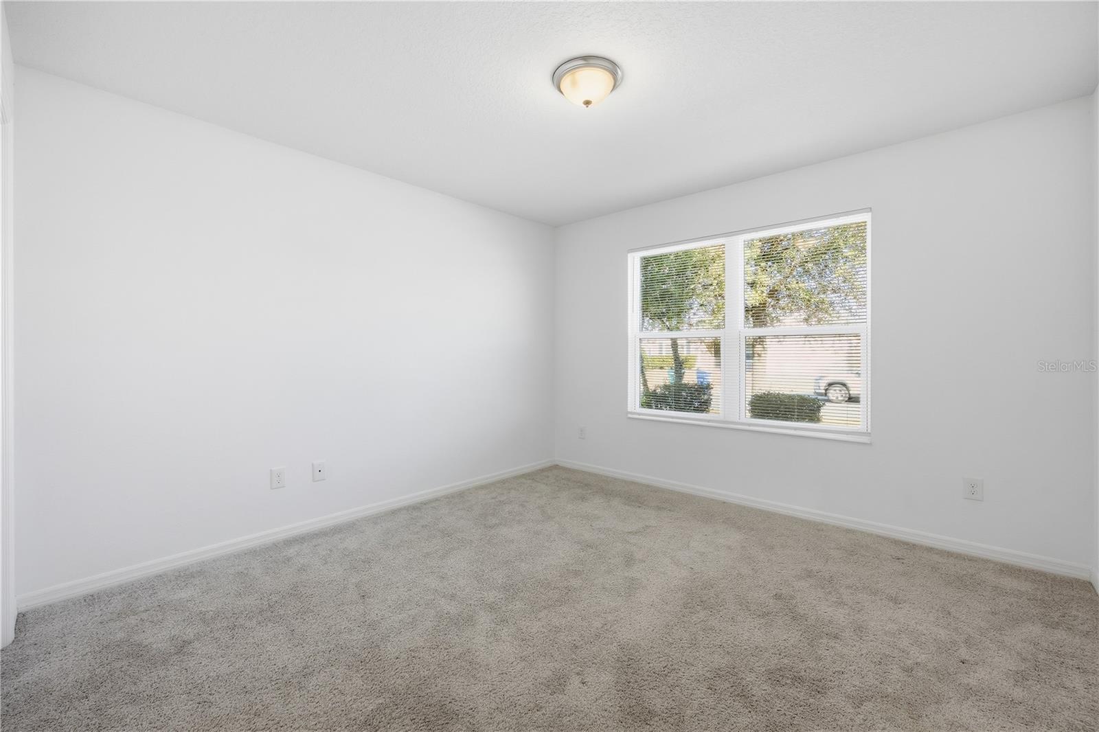 Image 17 of 42 For 11190 Hess Way