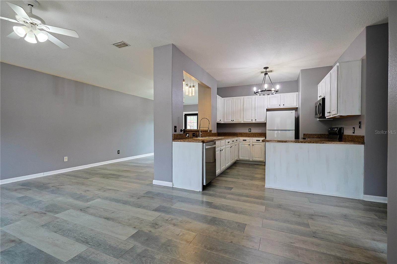 Image 14 of 47 For 182 Bambi Lane