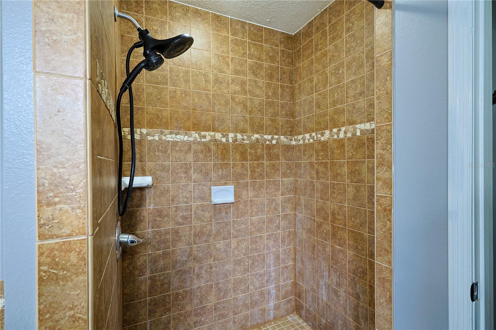 Image 24 of 47 For 182 Bambi Lane